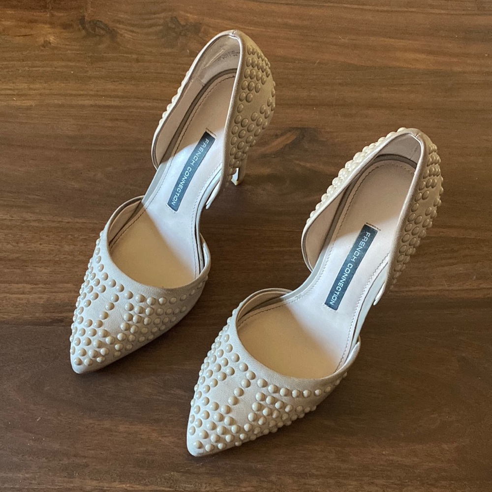 Taupe/nude French Connection heels